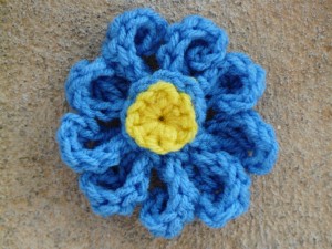 The fully assembled zinnia
